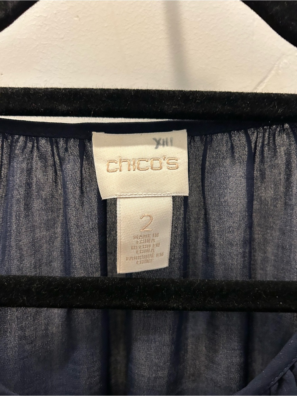 Chico's Navy top - Lightweight